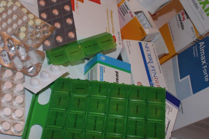 ley del medicamento, proyecto de ley de medicamentos, precios dinámicos medicamentos, medicamentos estratégicos, financiación farmacéutica, genéricos y biosimilares, prescripción enfermera, prescripción fisioterapia, dispensación domiciliaria, Sistema Nacional de Salud