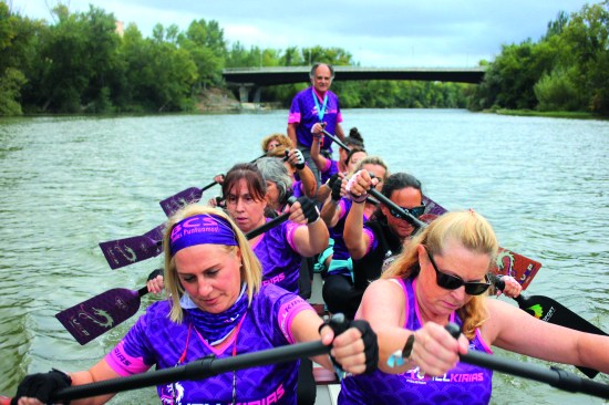 Vallkirias del Pisuerga, cáncer de mama, dragon boat, supervivientes de cáncer, deporte inclusivo, Valladolid, superación, bienestar emocional, accesibilidad, mujeres, resiliencia.