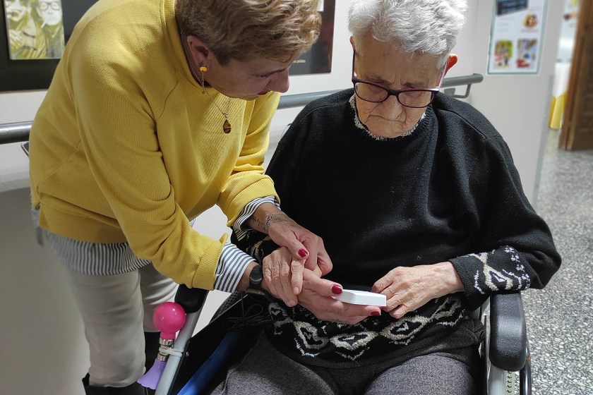 El proyecto VIDALIA investiga un sistema inteligente de monitorización en tiempo real para prevenir riesgos en centros sociosanitarios. Castilla y León lidera esta innovación con participación de Palencia y León. Más en gacetadecastillayleon.com