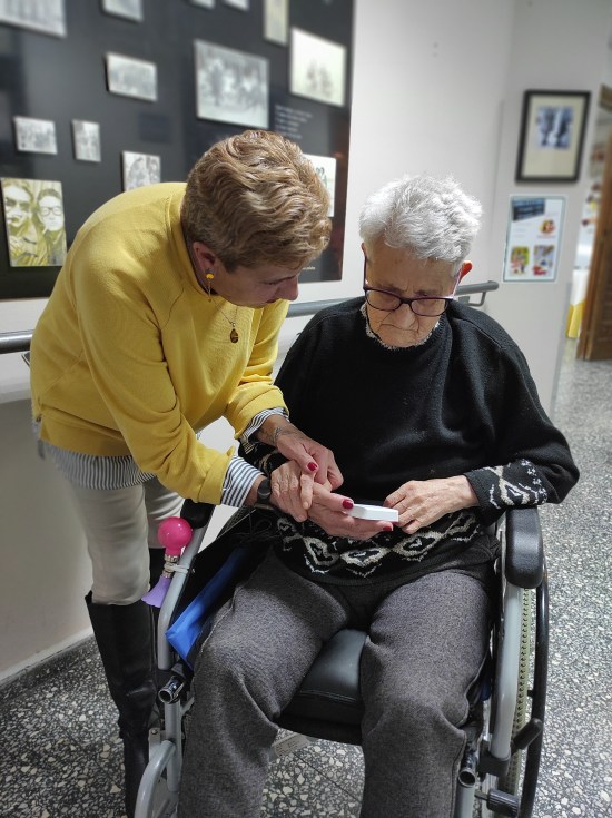 El proyecto VIDALIA investiga un sistema inteligente de monitorización en tiempo real para prevenir riesgos en centros sociosanitarios. Castilla y León lidera esta innovación con participación de Palencia y León. Más en gacetadecastillayleon.com