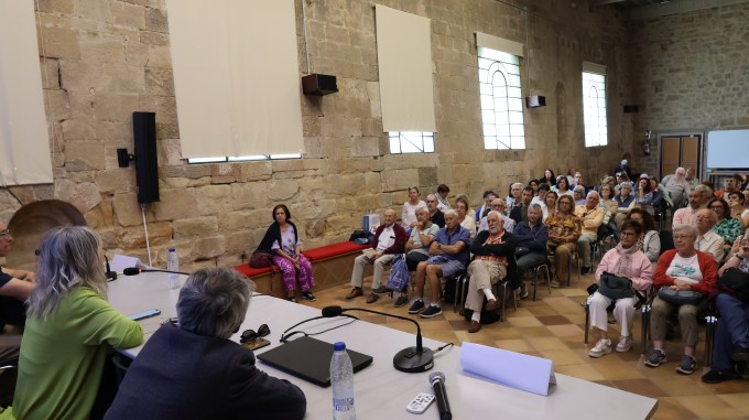 cursos de románico, Fundación Santa María la Real, Aguilar de Campoo románico, cultura medieval, cursos patrimonio 2026, arte románico Castilla y León, talleres medievales, caligrafía medieval, música medieval