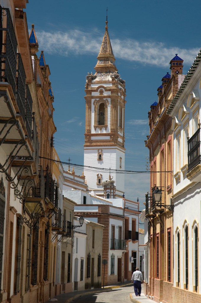 Cuaresma en el Condado de Huelva: descubre la Ruta del Vino entre patrimonio, gastronomía y tradición en uno de los destinos enoturísticos más singulares de España.