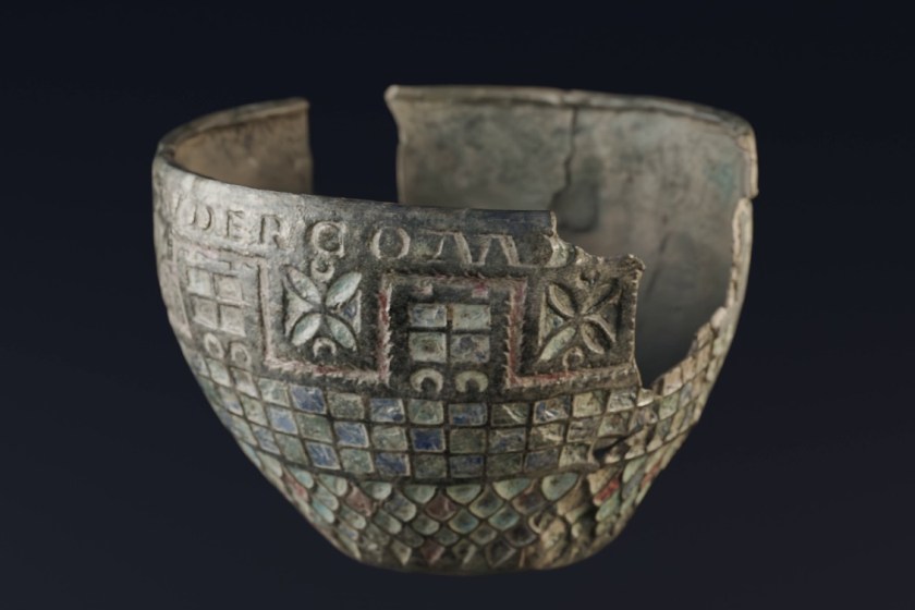 Identifican copa romana del Muro de Adriano en Soria