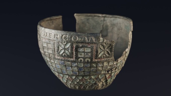 Identifican copa romana del Muro de Adriano en Soria