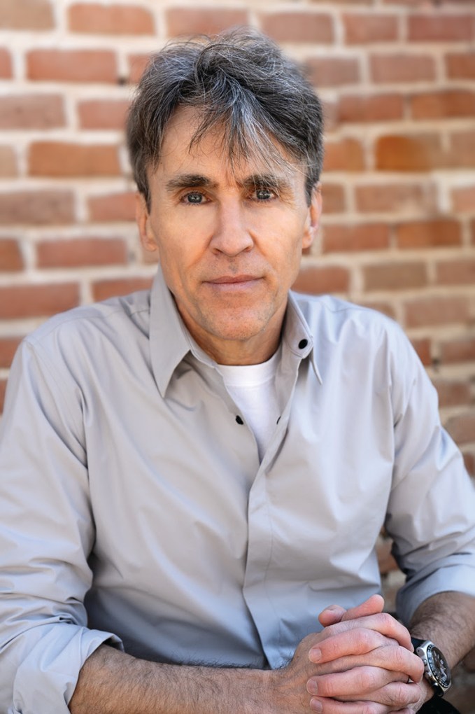 Rubén Abella publica 'Un día de fiebre', novela coral sobre un terremoto en Madrid