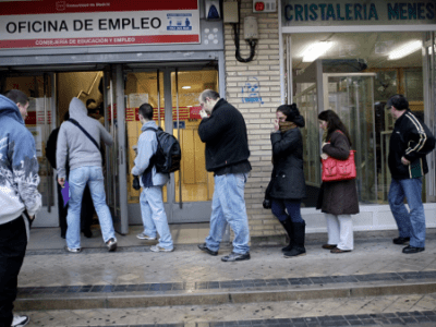 España supera los 3,5 millones de trabajadores extranjeros y eleva su peso al 15,6%