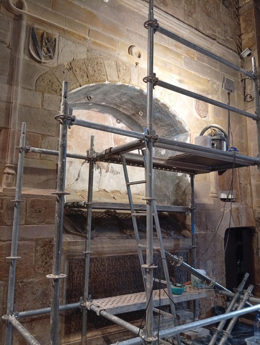 sepulcro de los Carvajal, Benavente, San Juan del Mercado, CEB Ledo del Pozo, patrimonio Benavente, restauración patrimonio, iglesia de San Juan del Mercado, Francisco Carvajal, Alonso de Carvajal, Leonor de Quintana, restaurArt, patrimonio Zamora, románico Benavente, casa Pimentel, cultura Zamora